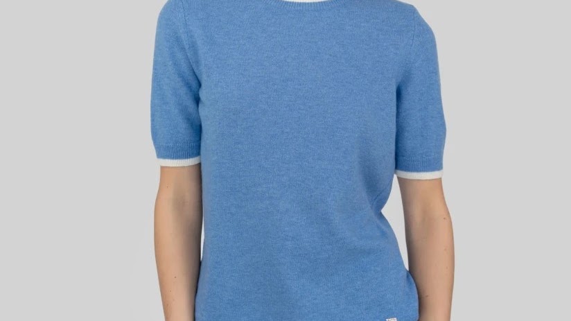 Kurzarm-Pullover aus Lammwolle mit Kontrastkanten